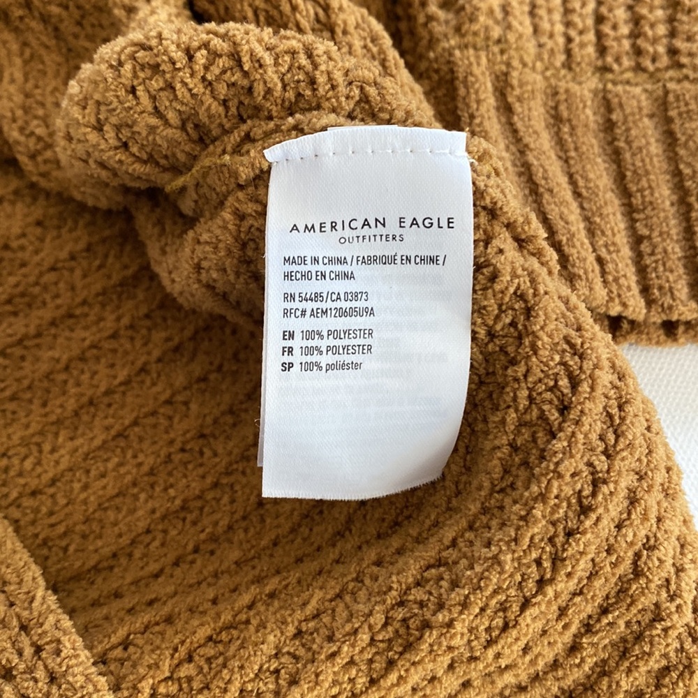 American Eagle Outfitters Mustard V-Neck Sweater - Picture 6 of 6
